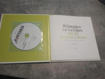 Boek en cd rijmpjes en versjes uit de nieuwe doos beschikbaar voor biedingen