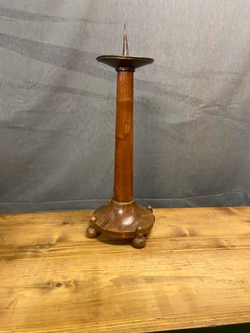 Art Deco kandelaar beschikbaar voor biedingen