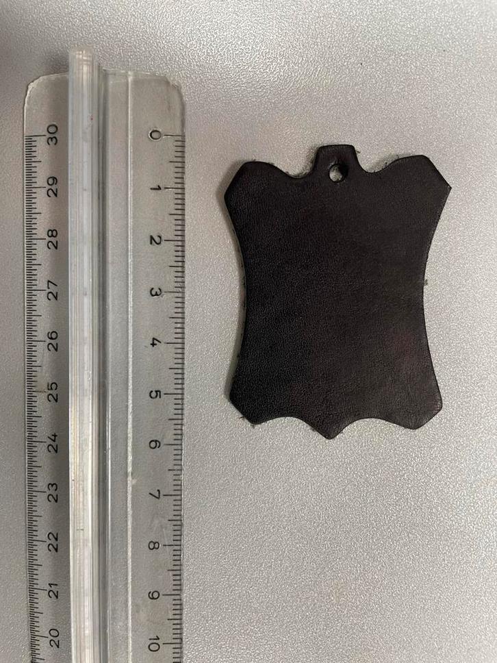 Zwarte Leren Naamplaatjes, aantal ~6.000 stuks, Hobby en Vrije tijd, Stoffen en Lappen, Nieuw, Leer of Kunstleer, Minder dan 30 cm