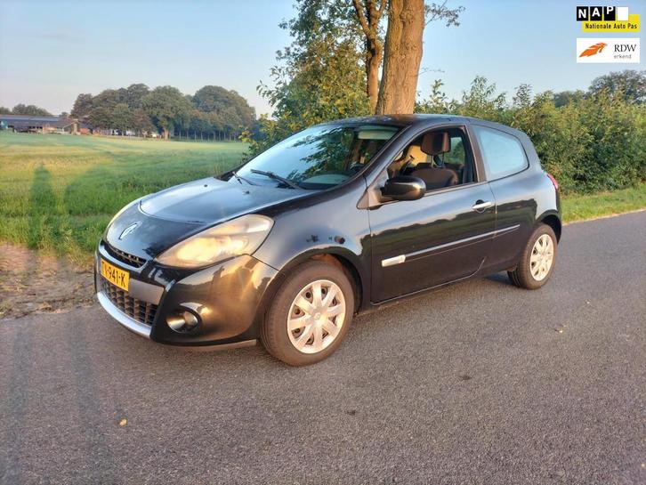 Renault Clio 1.2 Authentique, Auto's, Renault, Bedrijf, Te koop, Clio, ABS, Airbags, Airconditioning, Boordcomputer, Centrale vergrendeling