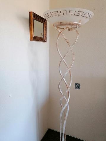 PRACHTIGE MOOIE STAANDE SCHEMERLAMP MET DIMMER (GLOEDNIEUW). beschikbaar voor biedingen
