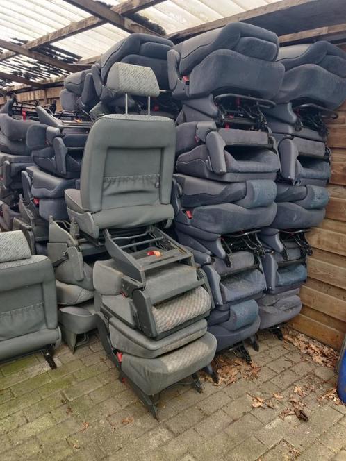 ** +/- 125 x AUTOSTOELEN ** Renault Espace 1 - 2 - 3 - 4 **, Auto-onderdelen, Interieur en Bekleding, Renault, Nieuw, Ophalen