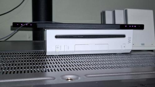 Wii Nintendo Sports Bundle, Wii console ,diverse toebehoren, Spelcomputers en Games, Spelcomputers | Nintendo Wii, Zo goed als nieuw