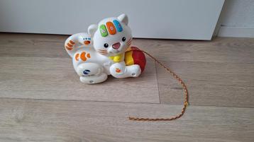 Vtech rol en dol kat beschikbaar voor biedingen