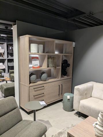 SHOWROOMMODEL BERGKAST EN SALONTAFEL STERK AFGEPRIJSD  beschikbaar voor biedingen