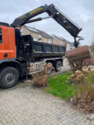 Te huur Knijperauto grond / zand, groenafval afvoeren 