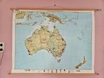 Australië & Nieuw-Zeeland Schoolkaart - Vintage, Antiek en Kunst, Antiek | Schoolplaten, Ophalen, Aardrijkskunde