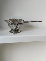 Art Nouveau stijl , Zilveren Theezeefje met Lekbakje - 1936, Antiek en Kunst, Ophalen of Verzenden, Zilver