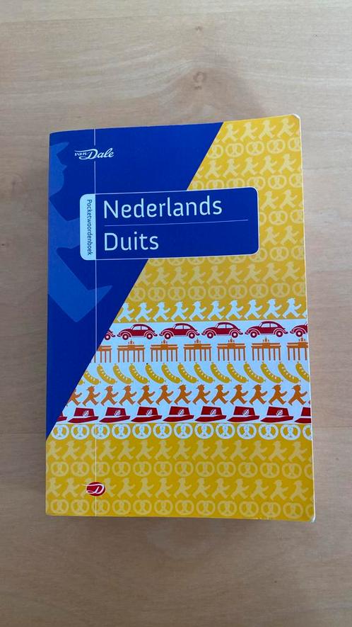Van Dale pocketwoordenboek Nederlands-Duits, Boeken, Woordenboeken, Zo goed als nieuw, Duits, Van Dale, Ophalen of Verzenden