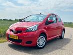 Toyota Aygo 1.0 12V Vvt-i 3DRS 2011 Rood, Voorwielaandrijving, 4 stoelen, 68 pk, Handgeschakeld