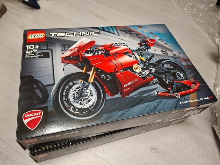 LEGO Technic 42107 Ducati Panigale V4 R, Kinderen en Baby's, Speelgoed | Duplo en Lego, Zo goed als nieuw, Lego, Complete set