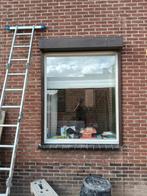 Twee rolluiken te koop, Doe-het-zelf en Verbouw, Rolluiken, Ophalen, Gebruikt, 100 tot 150 cm, Bruin