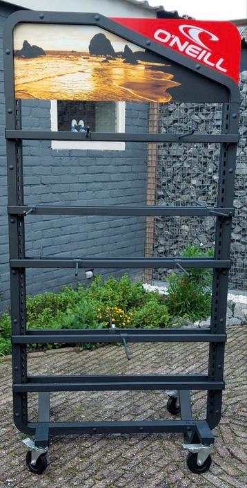 Stevige/Extra Sterk O'Neill
kleding/slippersrek €250 beschikbaar voor biedingen