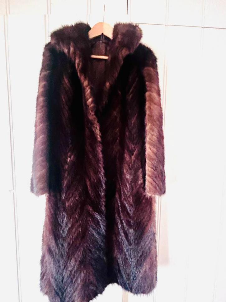 Luxe Franse nerts bontjas– Fourrures de la Madeleine, Paris, Kleding | Dames, Jassen | Winter, Zo goed als nieuw, Maat 38/40 (M)