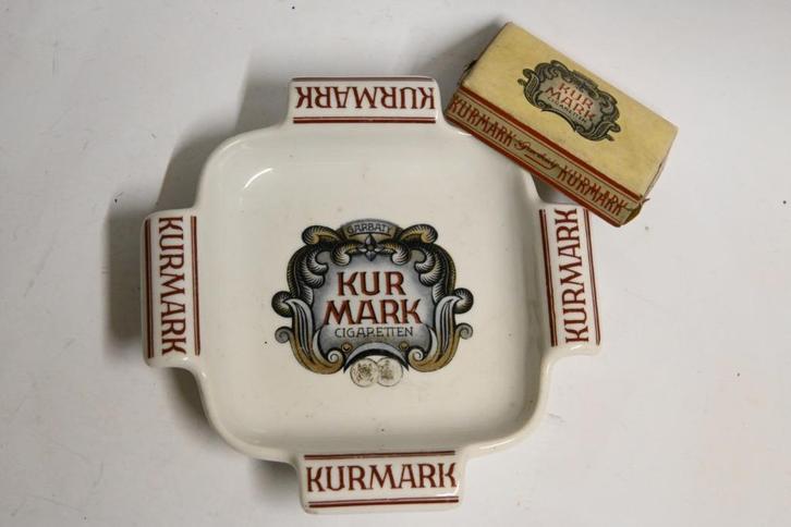 duitse kurmark sigaretten verpakking en asbak jaren 30 wo2, Verzamelen, Rookartikelen, Aanstekers en Luciferdoosjes, Zo goed als nieuw