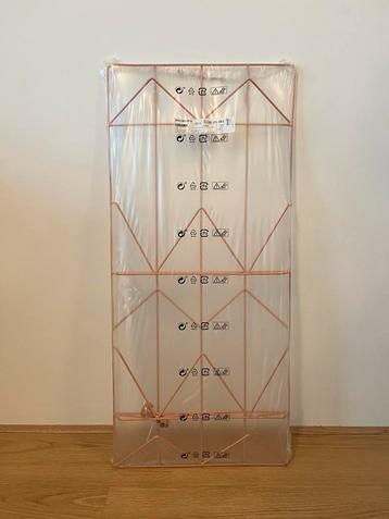 IKEA Kvicksund roze wandrek / kaartenrek beschikbaar voor biedingen