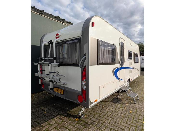 enkelebedden mover vt fietsenrek, Caravans en Kamperen, Caravans, Bedrijf, tot en met 4, Rondzit, Bürstner, 2 aparte bedden, Overige typen