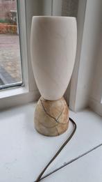 Super mooie albast tafellamp, Huis en Inrichting, Lampen | Tafellampen, Ophalen of Verzenden, Zo goed als nieuw, Minder dan 50 cm