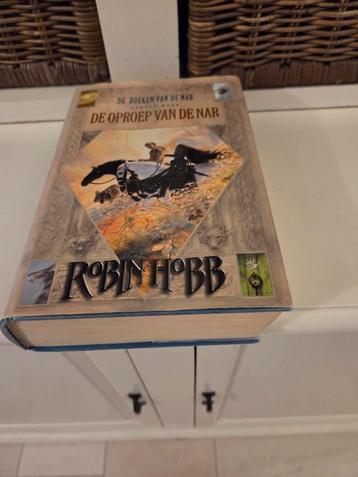 Robin Hobb - 1 De oproep van de Nar beschikbaar voor biedingen