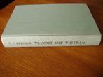 C.C. BERGIUS Vlucht uit Vietnam (1967), Boeken, Ophalen of Verzenden, Gelezen