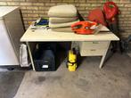 Gratis bureau - stevig, met vlekken, Huis en Inrichting, Ophalen, Gebruikt