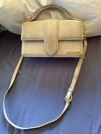 Jacquemus tas, Sieraden, Tassen en Uiterlijk, Tassen | Damestassen, Ophalen of Verzenden, Zo goed als nieuw, Beige, Avondtasje