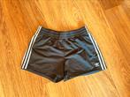 Leuke zwarte Adidas dames short maat XL, Ophalen, Zo goed als nieuw, Maat 46/48 (XL) of groter, Zwart