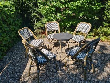 *** PRACHTIGE TERRASSTOELEN 7 STUKS *** beschikbaar voor biedingen