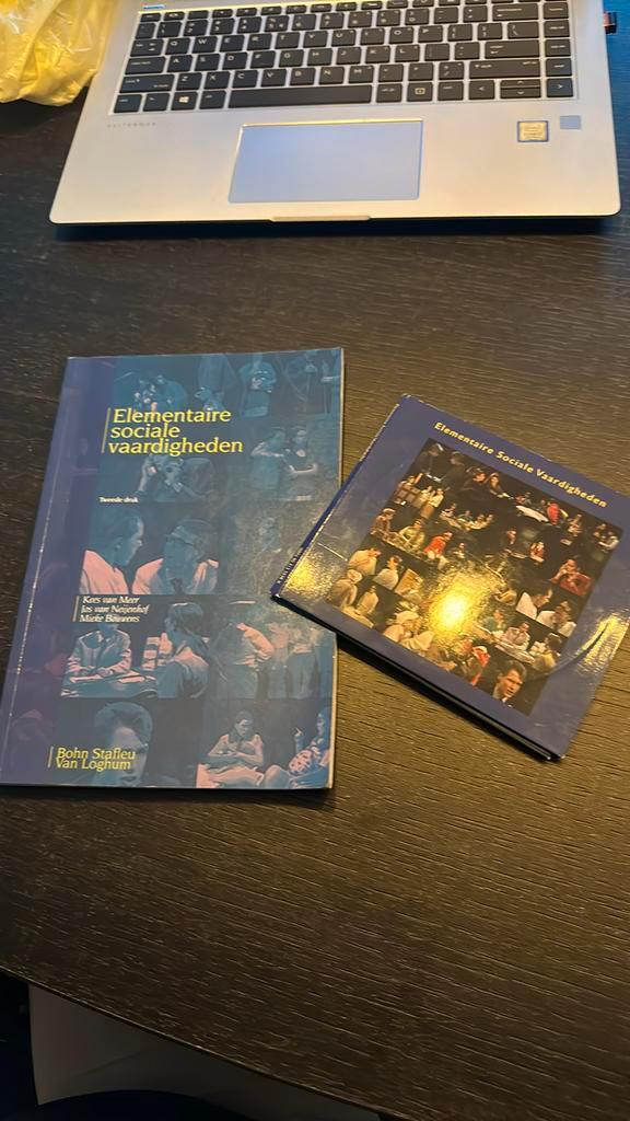 Elementaire sociale vaardigheden, Boeken, Schoolboeken, Zo goed als nieuw, Ophalen of Verzenden