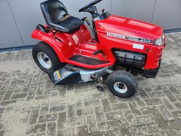 Zitmaaier  honda 4514
hand hydostaat  beschikbaar voor biedingen