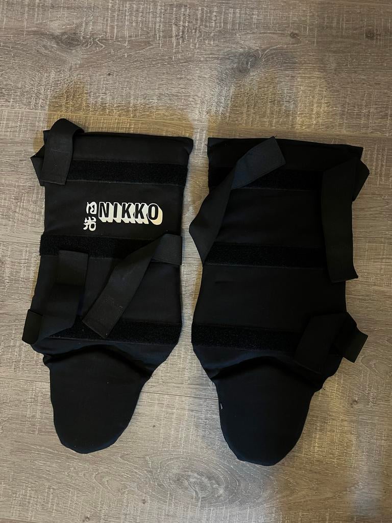 Nikko Scheenbeschermers Boksen - Nieuwstaat!, Sport en Fitness, Vechtsporten en Zelfverdediging, Zo goed als nieuw, Overige, Vechtsportbescherming