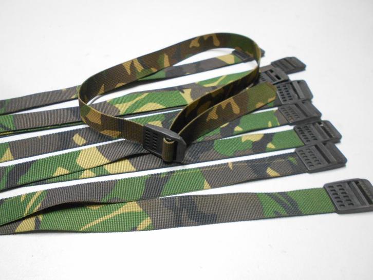 Webbing riempjes camouflage Nederlands leger, Verzamelen, Militaria | Algemeen, Landmacht, Overige typen, Nederland, Ophalen of Verzenden