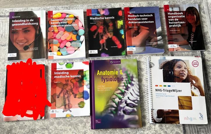Doktersassistente MBO niveau 4 studieboeken, Boeken, Schoolboeken, Zo goed als nieuw, Overige vakken, Overige niveaus, Ophalen of Verzenden