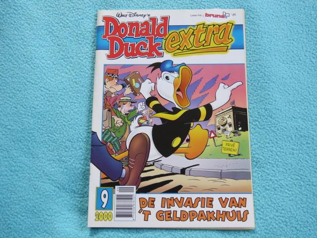 Donald Duck Extra nr. 9-2000 De invasie van 't geldpakhuis, Boeken, Eén stripboek, Ophalen of Verzenden, Zo goed als nieuw, Disney
