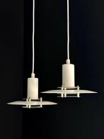 Lyfa hanglampen type 4020 Creme (set van 2), Huis en Inrichting, Lampen | Hanglampen, Harry Banninklaan 102, 2652NB, Berkel en Rodenrijs