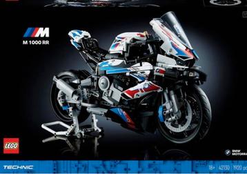 LEGO Technic BMW M 1000 RR Motor 42130 beschikbaar voor biedingen