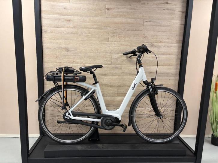 Qwic Premium MN7 Dames wit 50cm 2022, Fietsen en Brommers, Elektrische fietsen, Gebruikt, Qwic, 47 tot 51 cm