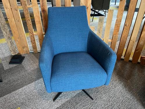 Fautteuil - Showroommodel - NIEUW, Huis en Inrichting, Stoelen, Nieuw, Eén, Stof, Blauw, Ophalen