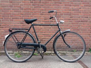 Vintage simpele, herenfiets. terugtraprem, werkend licht beschikbaar voor biedingen