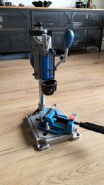 Workstaion + boormachine, Doe-het-zelf en Verbouw, Gereedschap | Boormachines, Ophalen, Zo goed als nieuw, 600 watt of meer, Boormachine
