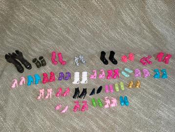 30 paar schoenen voor de Barbie beschikbaar voor biedingen
