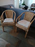 1 of 2 nette rieten stoelen gratis, Tuin en Terras, Ophalen, Gebruikt, Rotan