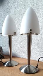 2  minimalistische tafel of bedlampjes vanTrio Leuchten  90s, Huis en Inrichting, Lampen | Tafellampen, Ophalen, Gebruikt, Glas