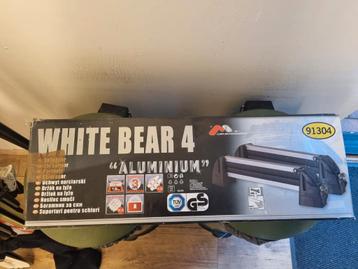 White Bear 4 Aluminium Skidragers beschikbaar voor biedingen