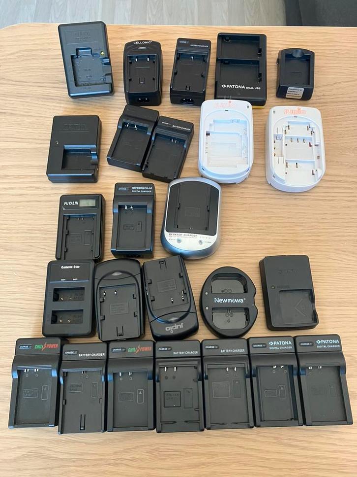 Camera opladers, Audio, Tv en Foto, Accu's en Batterijen, Zo goed als nieuw, Ophalen of Verzenden