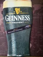 GUINNESS BEER -157-  KING - SIZE GLASS  + LINT., Verzamelen, Biermerken, Ophalen, Nieuw, Reclamebord, Plaat of Schild, Overige merken