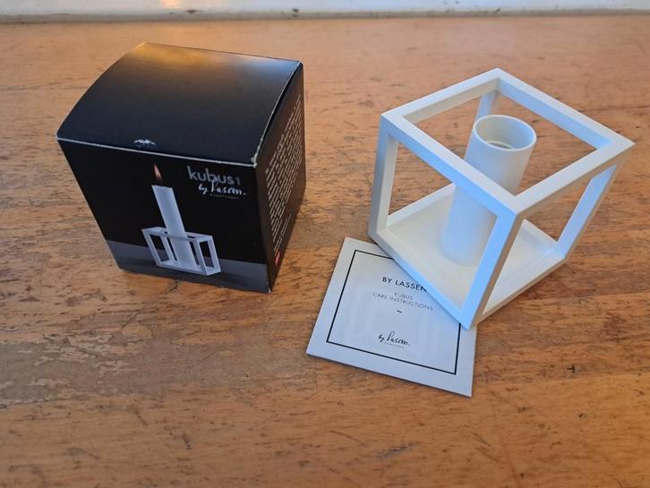 Mogens Lassen Kubus 1 Kaarsenstandaard, Antiek en Kunst, Antiek | Kandelaars, Overige materialen, Ophalen of Verzenden