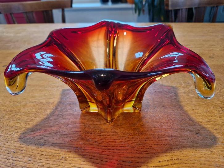 Vintage rood ambergeel Murano schaal / vaas - prima staat, Antiek en Kunst, Antiek | Glas en Kristal, Ophalen of Verzenden