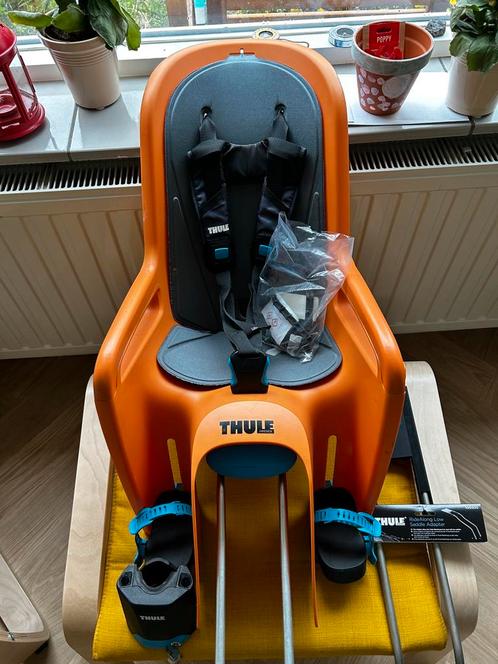 Thule RideAlong fietsstoel achterop, Fietsen en Brommers, Fietsaccessoires | Fietsstoeltjes, Gebruikt, Achterzitje, Voetsteuntjes