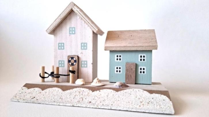 Huis aan strand p/st., Huis en Inrichting, Woonaccessoires | Overige, Nieuw, Ophalen of Verzenden